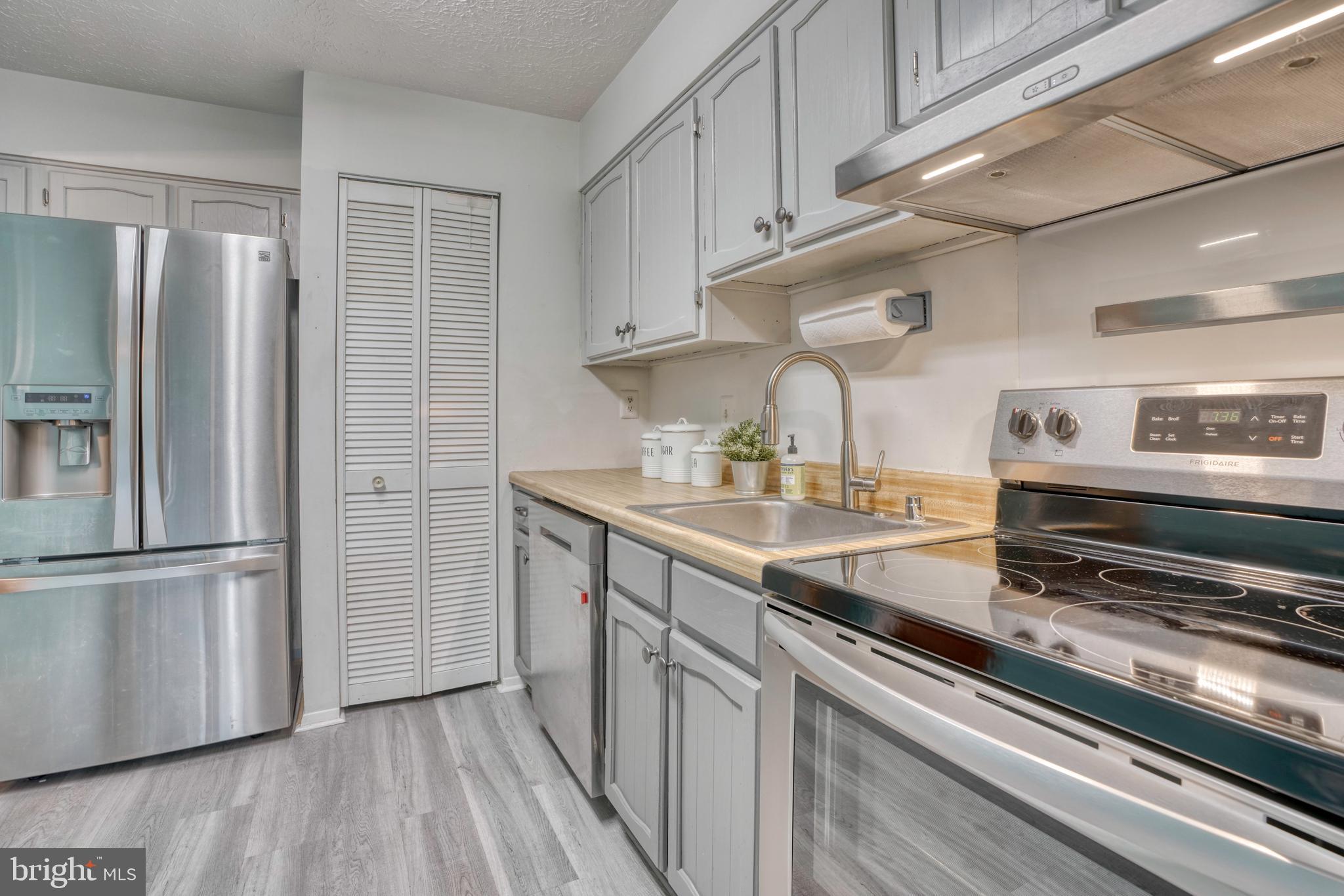 OAKHURST - Residential