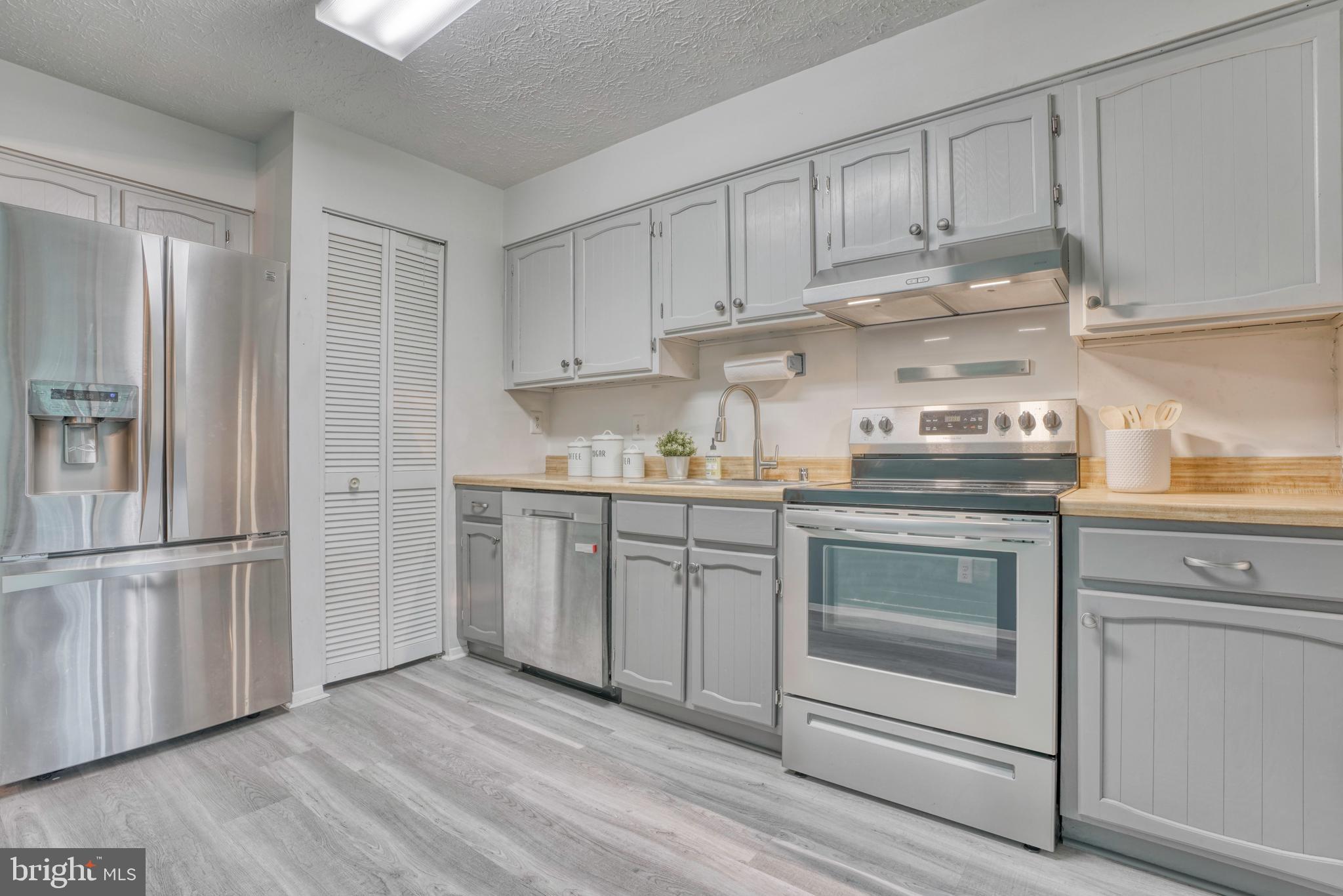 OAKHURST - Residential