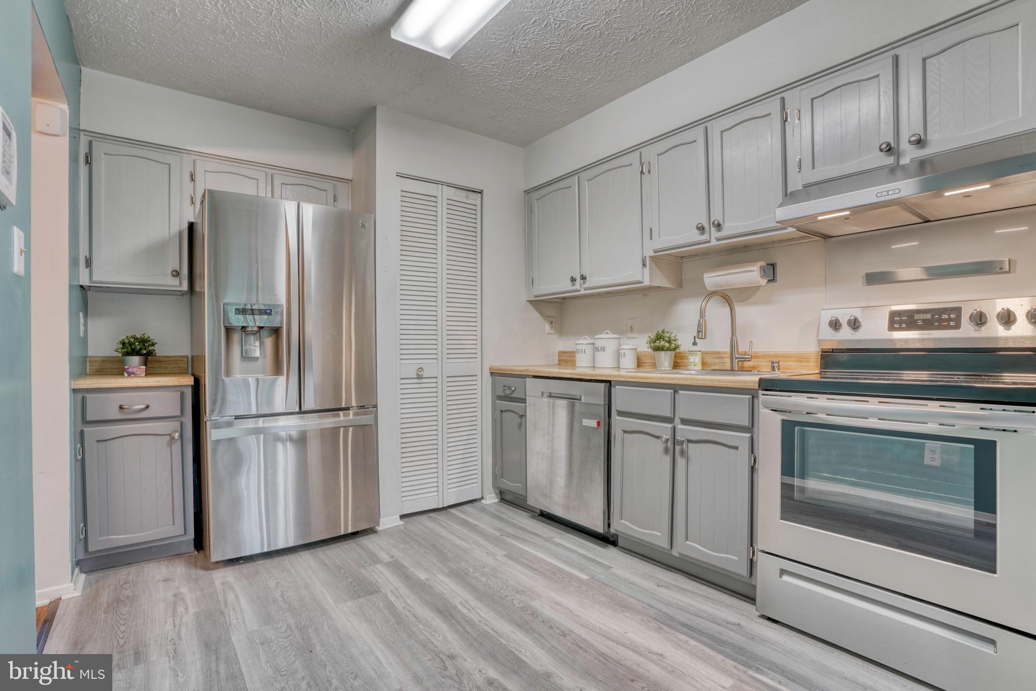 OAKHURST - Residential