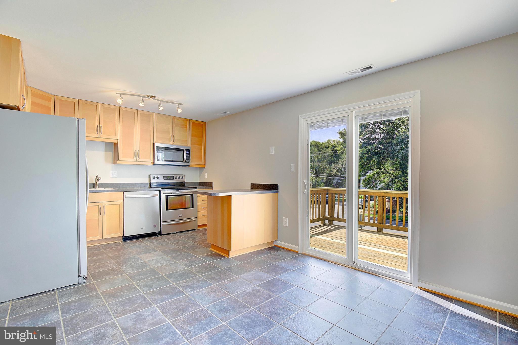 CROFTON MEWS - Residential