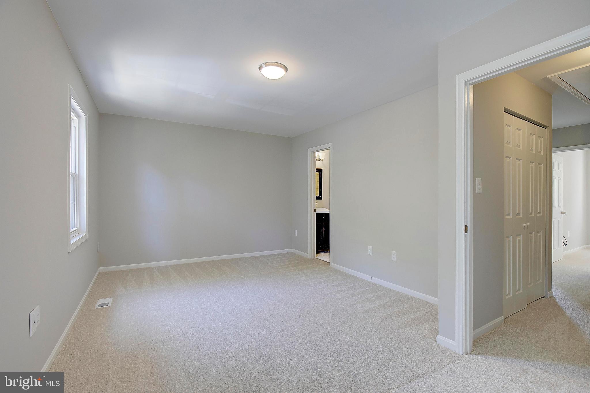 CROFTON MEWS - Residential