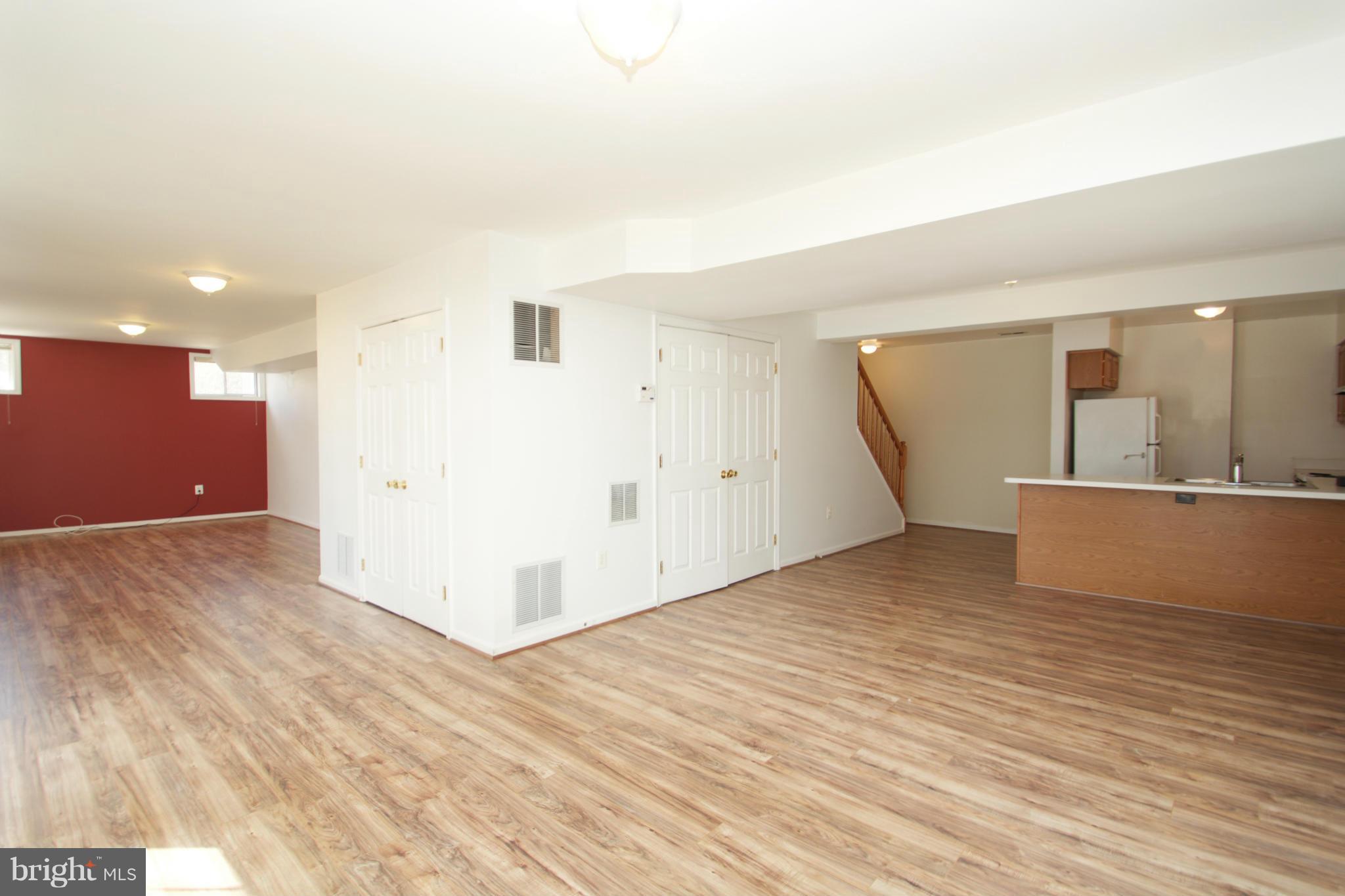 WHEATON OUT RES. (2) - Residential Lease