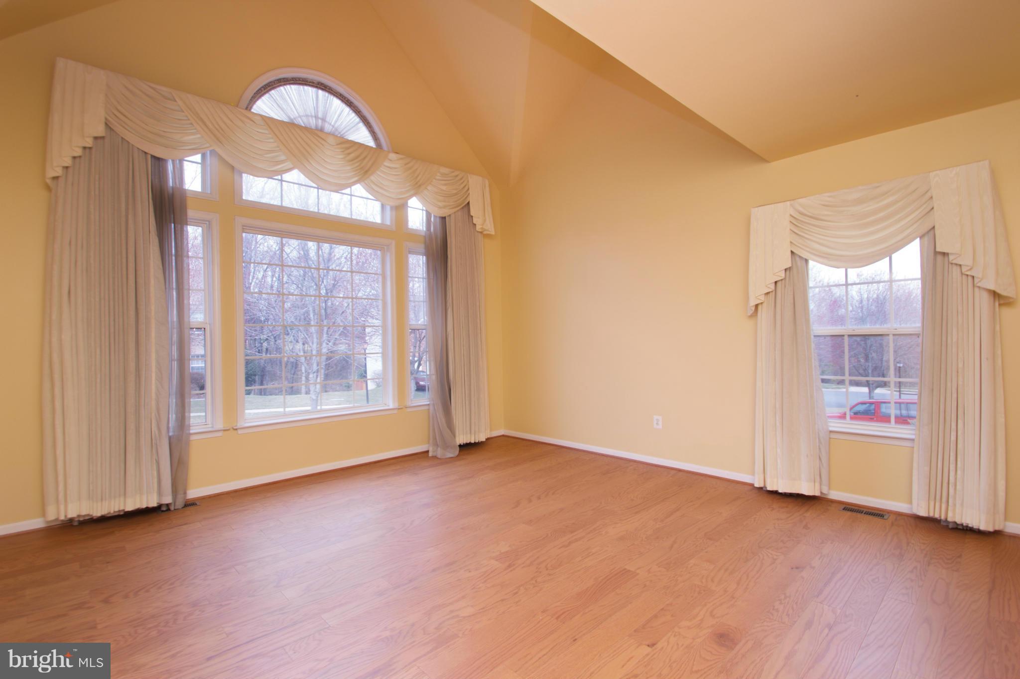 WHEATON OUT RES. (2) - Residential Lease