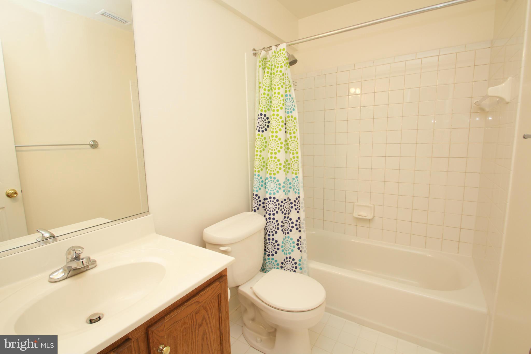 WHEATON OUT RES. (2) - Residential Lease