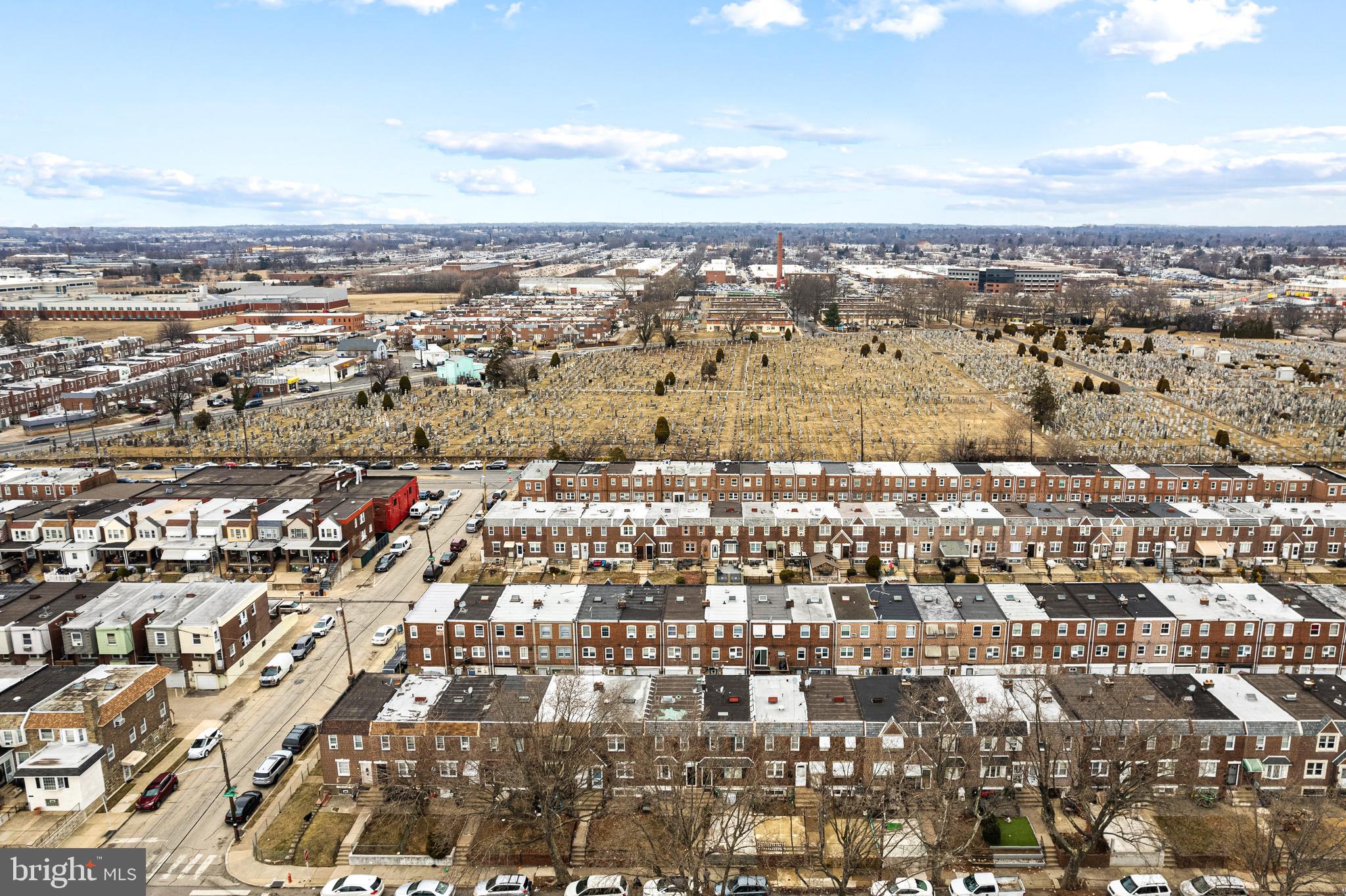 OXFORD CIRCLE - Residential