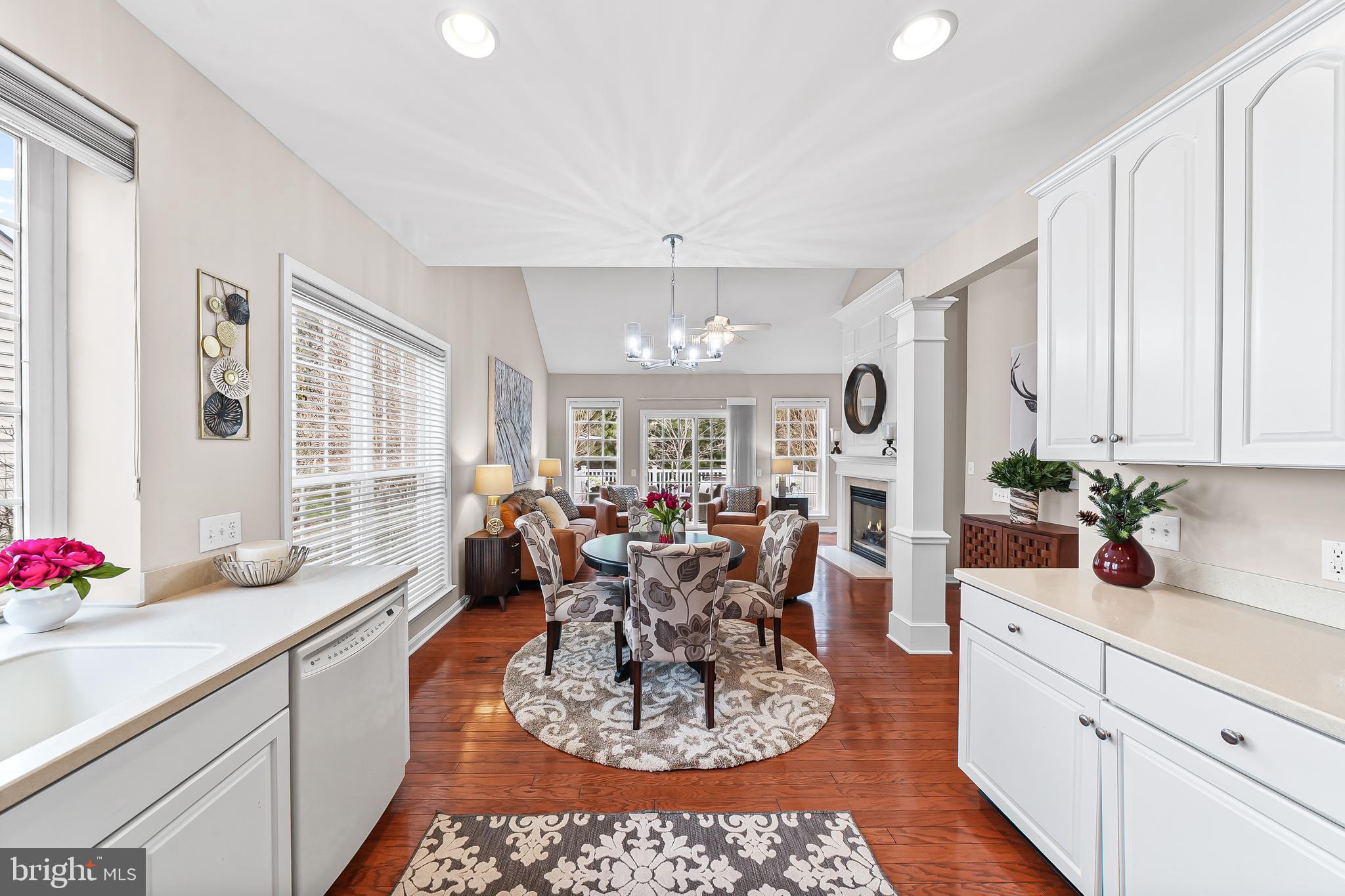 TRADITIONS AT LONGII - Residential