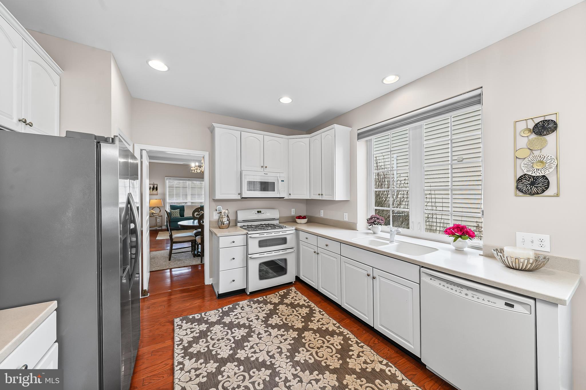 TRADITIONS AT LONGII - Residential