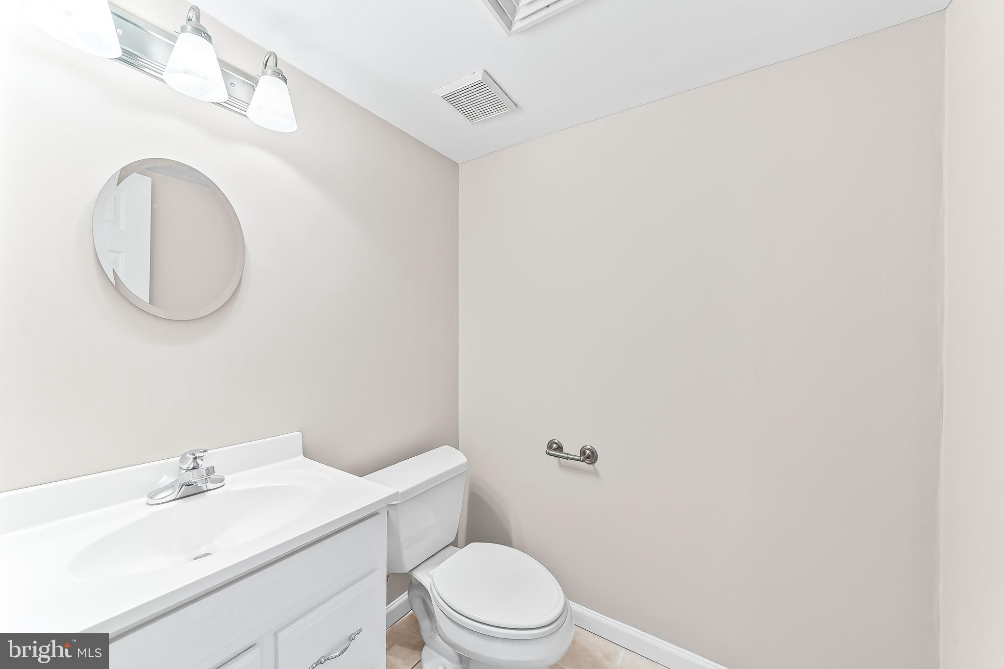 TRADITIONS AT LONGII - Residential