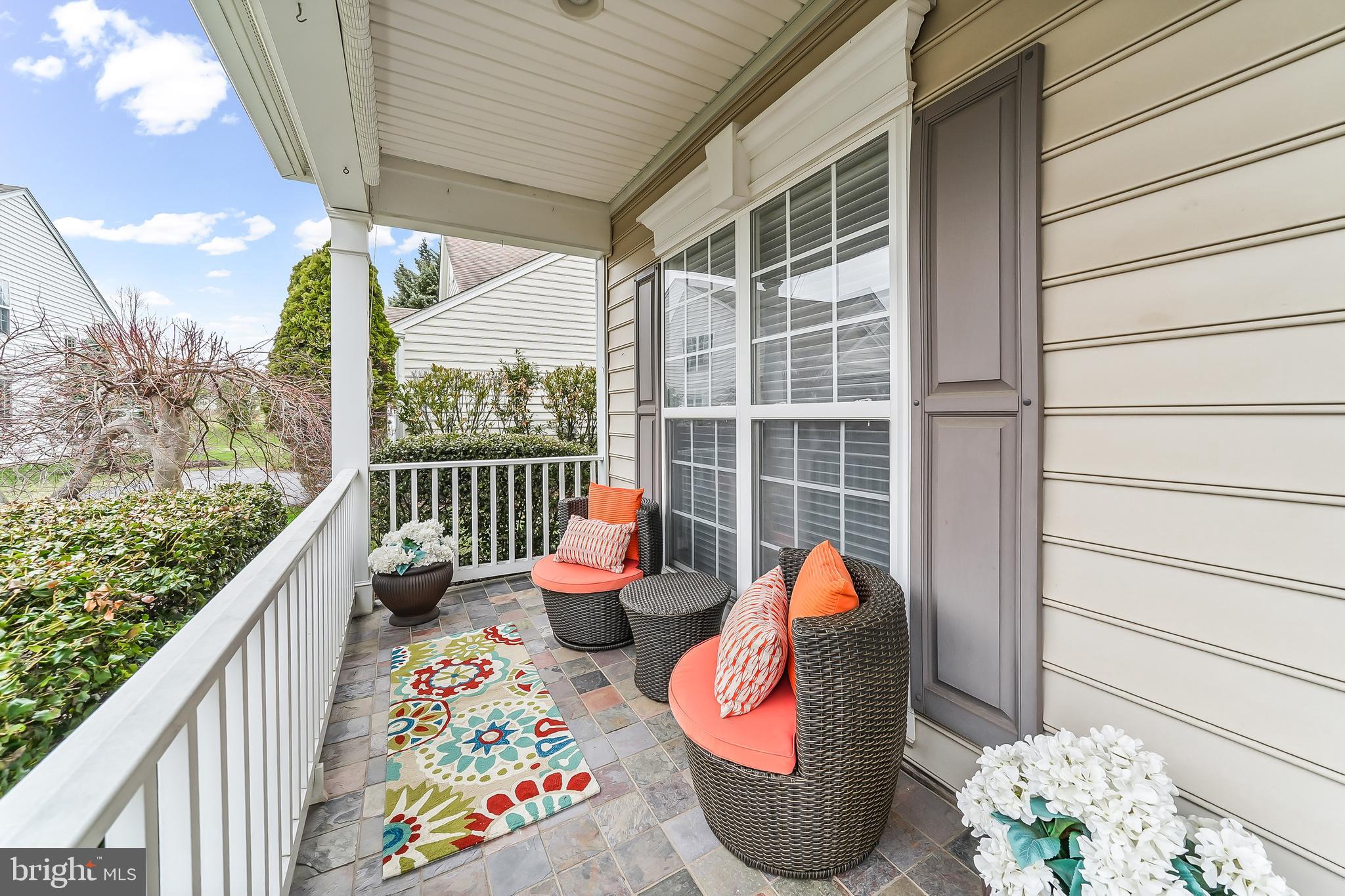 TRADITIONS AT LONGII - Residential