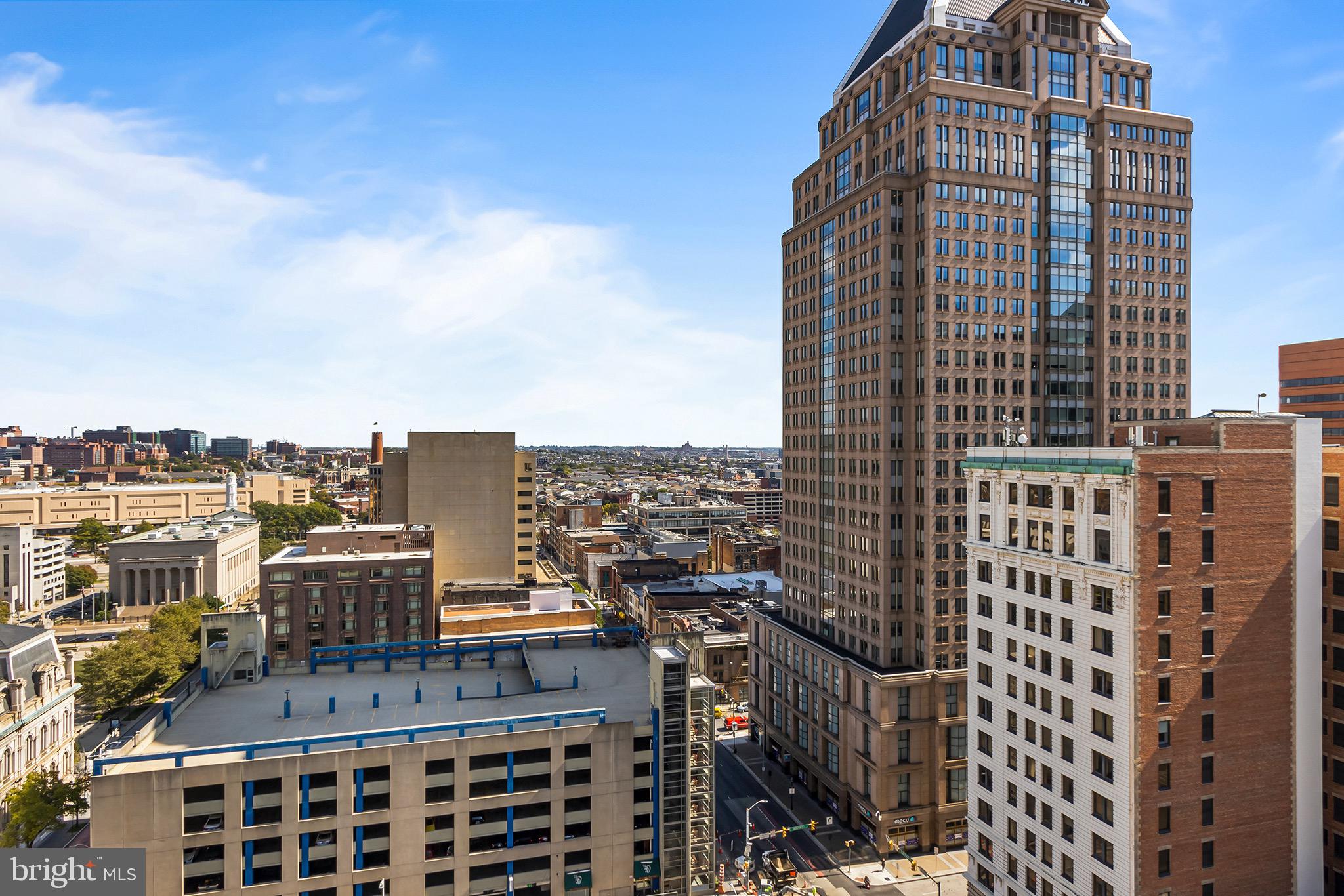 DOWNTOWN - Residential Lease