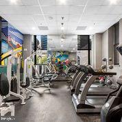 DOWNTOWN - Residential Lease
