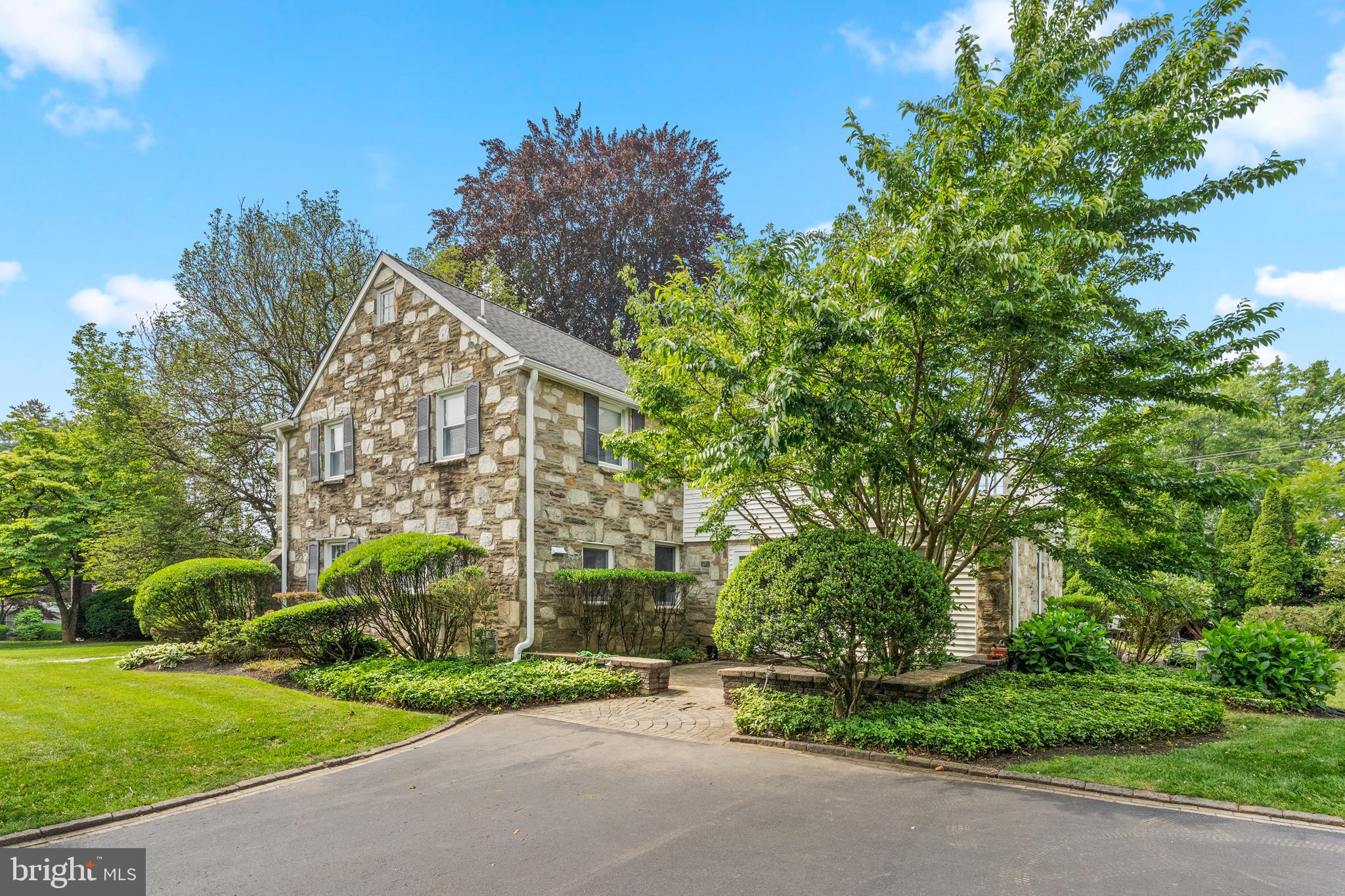 Welcome to this gorgeous stone colonial with stunning curb appeal! Lovingly maintained and updated, this home sits on a beautifully landscaped 1/2 acre corner lot. Choose to enter through the stone walkway to the front door, or via the back room right off of the driveway. Through the front door, you'll immediately find a large family room with a fireplace, and a sunroom, with beautiful hardwood floors throughout. On the right, you'll see a large dining room, perfect for hosting family dinners and entertaining. This versatile space is currently being used as an office. Head back into an updated eat-in kitchen with tons of granite counter space and newer appliances. Past the kitchen, there is a large back room that can be anything you want it to be - it is currently used as a den, but can be used as a playroom or even an in-law suite! It has a private entrance off of the driveway, and a full bathroom attached. Head upstairs, and you'll find 3 large bedrooms and 2 more full bathrooms. The enormous master bedroom features a recently remodeled bathroom with a custom shower. The second bedroom is large enough to partition or to comfortably room two children as-is. The third bedroom features a refinished private terrace deck overlooking the backyard. The partially finished basement was recently updated and fully waterproofed. It can easily be finished off into more living space. This home is also one of the few with a natural gas hookup, and has a highly efficient HVAC system. Newer roof (2018), new gutters, and new windows! The backyard has tons of room to play and entertain. You can truly move right into this beautiful home - Come fall in love with 706 Dale Road!