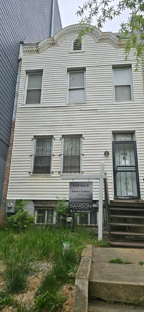 MLS: DCDC2241700