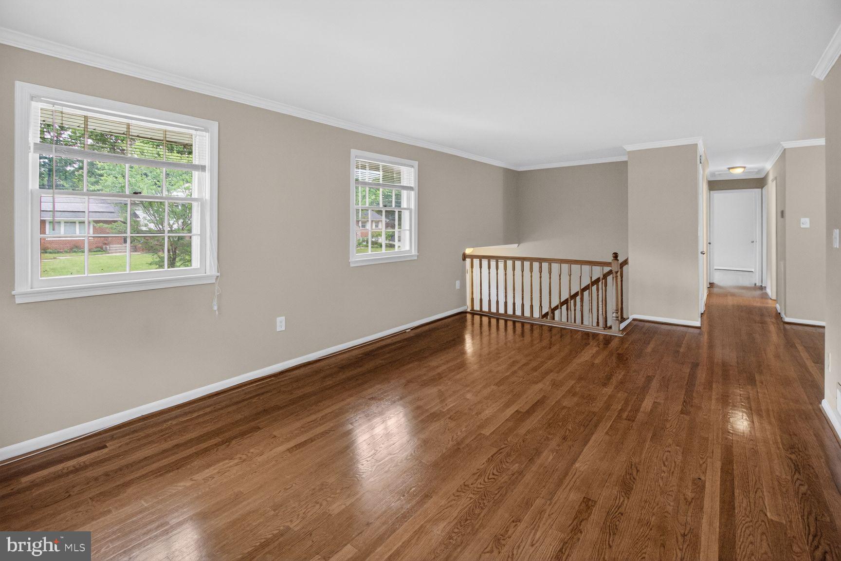 CALVERTON - Residential