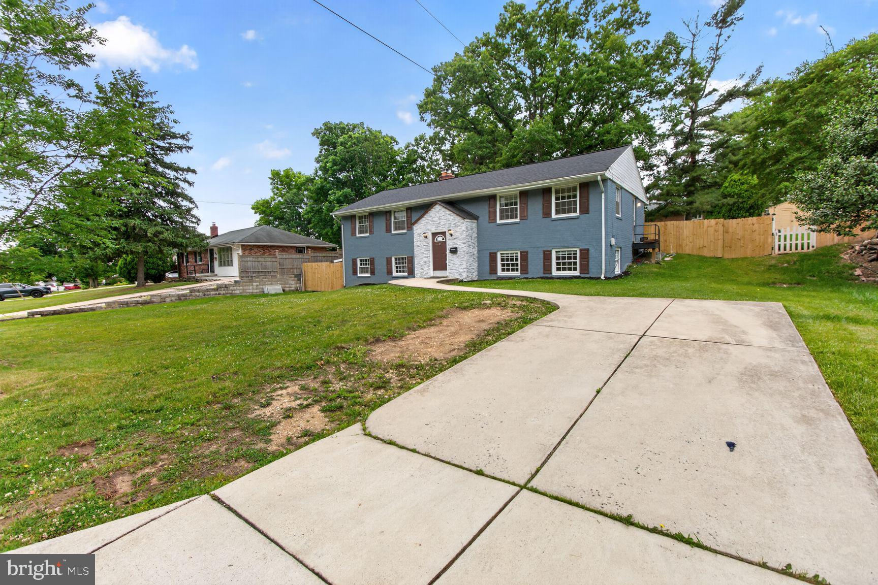 CALVERTON - Residential