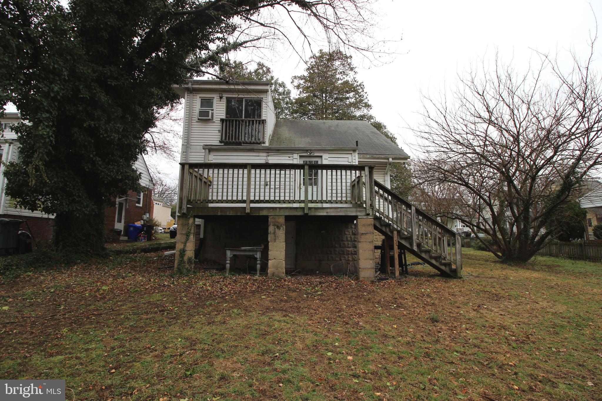 LYON PARK - Residential Lease