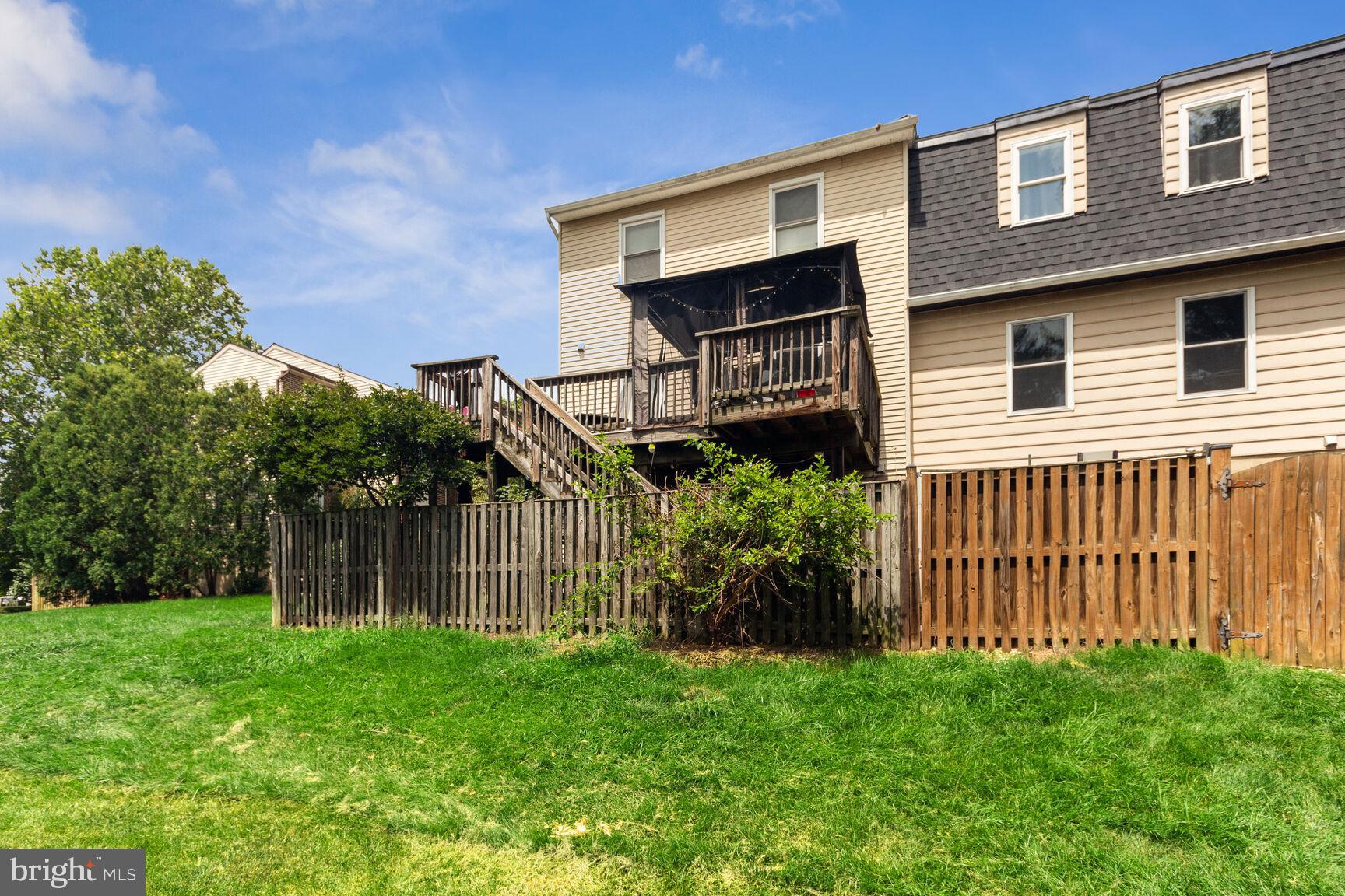 CROFTON VILLAGE - Residential