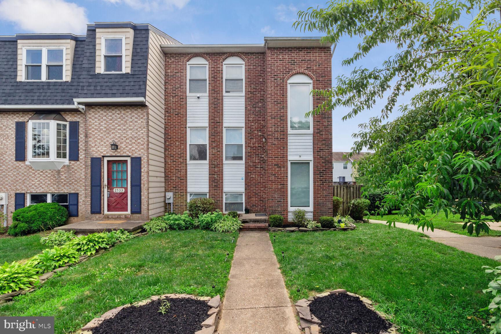 CROFTON VILLAGE - Residential