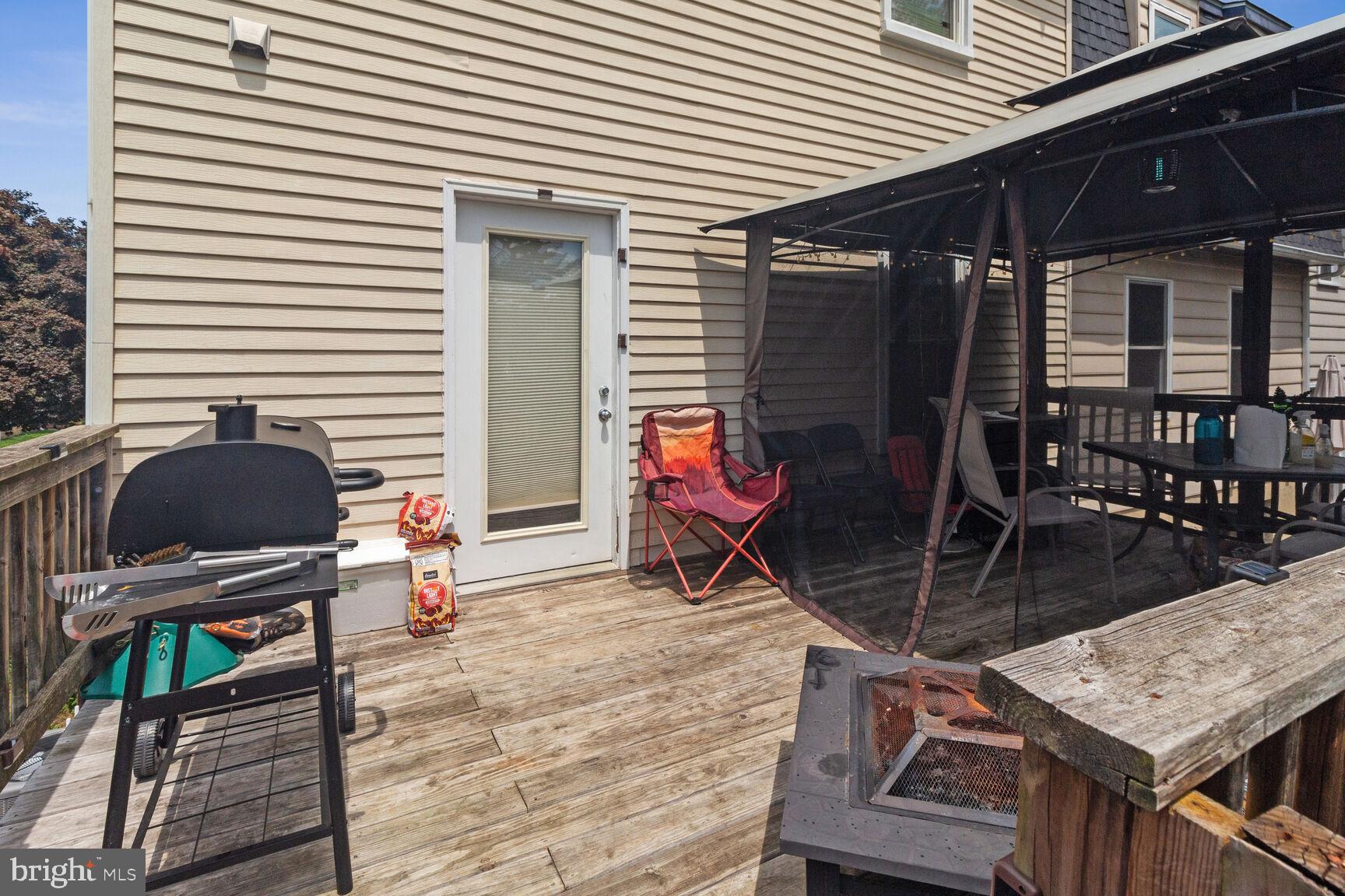 CROFTON VILLAGE - Residential