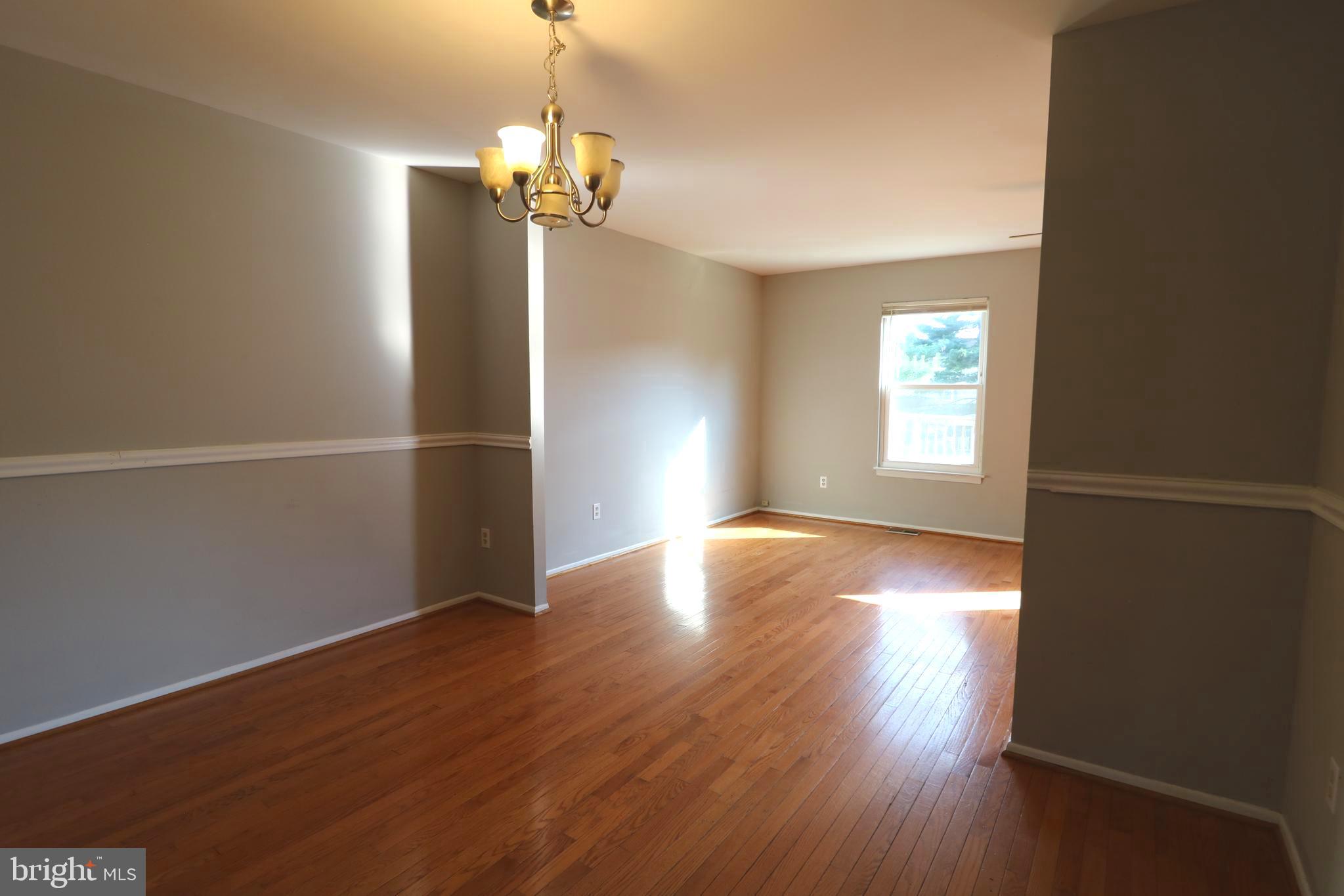 CROFTON VILLAGE - Residential