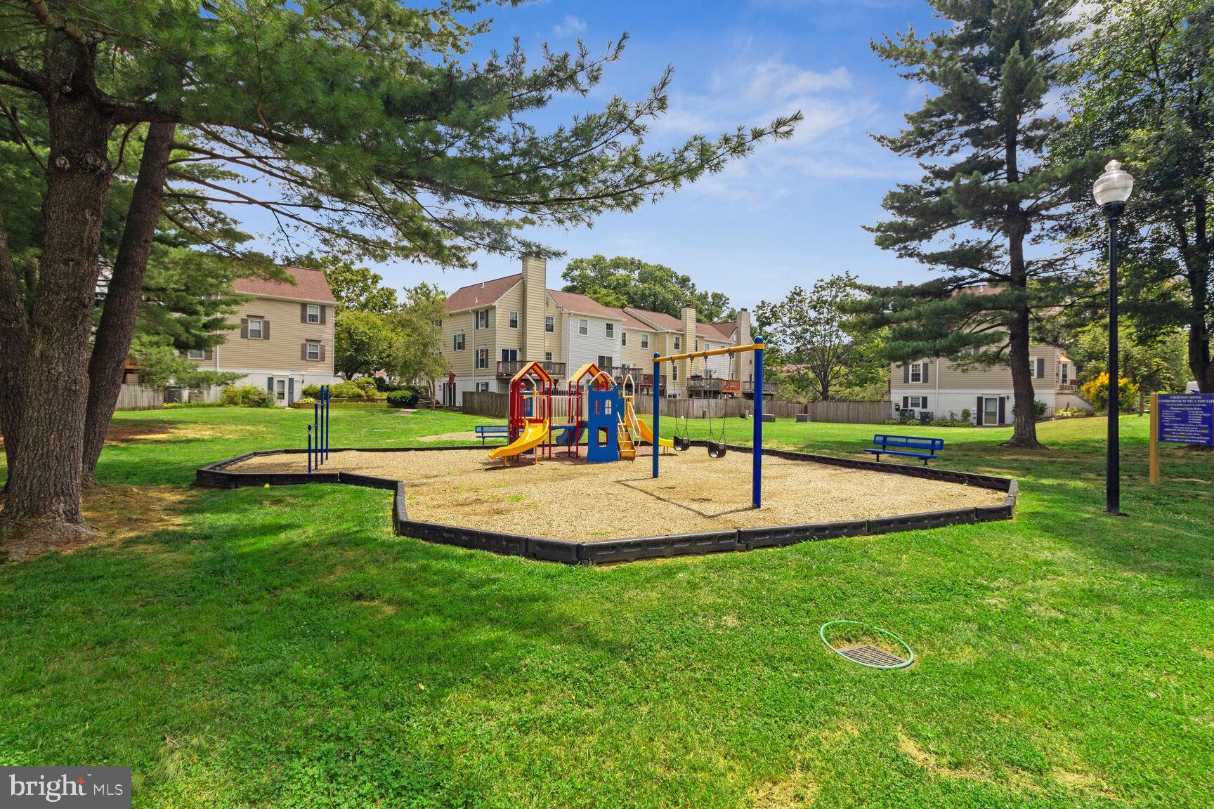 CROFTON VILLAGE - Residential