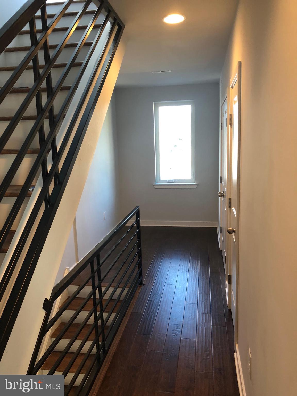 ROXBOROUGH - Residential Lease