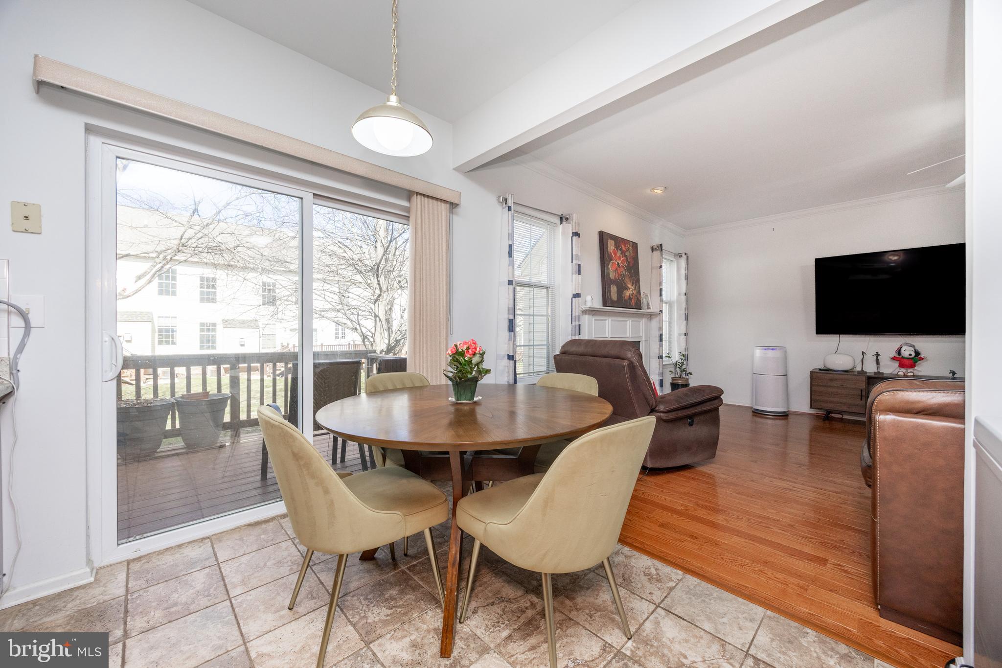 HAMPTON GREEN - Residential