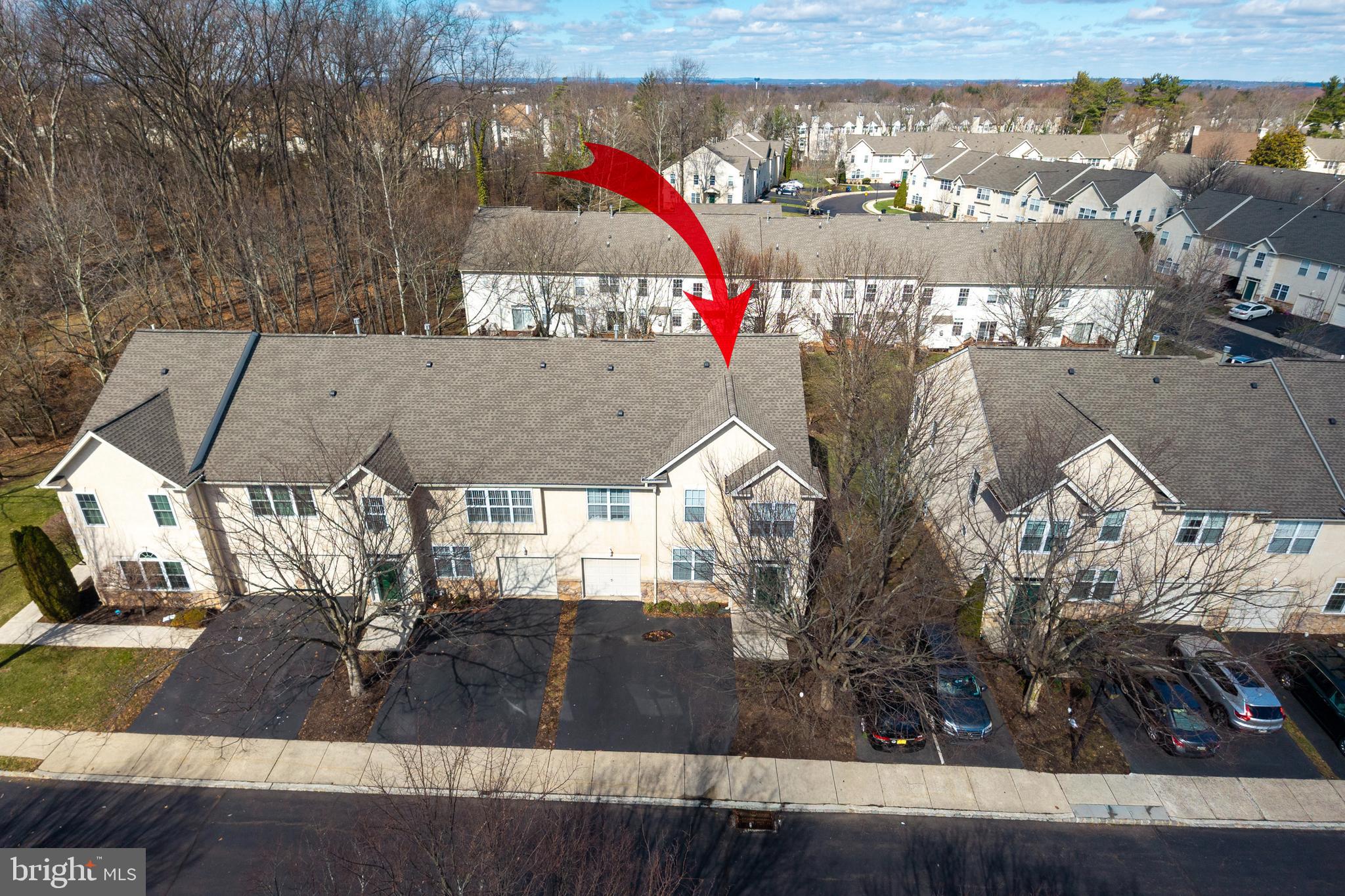 HAMPTON GREEN - Residential