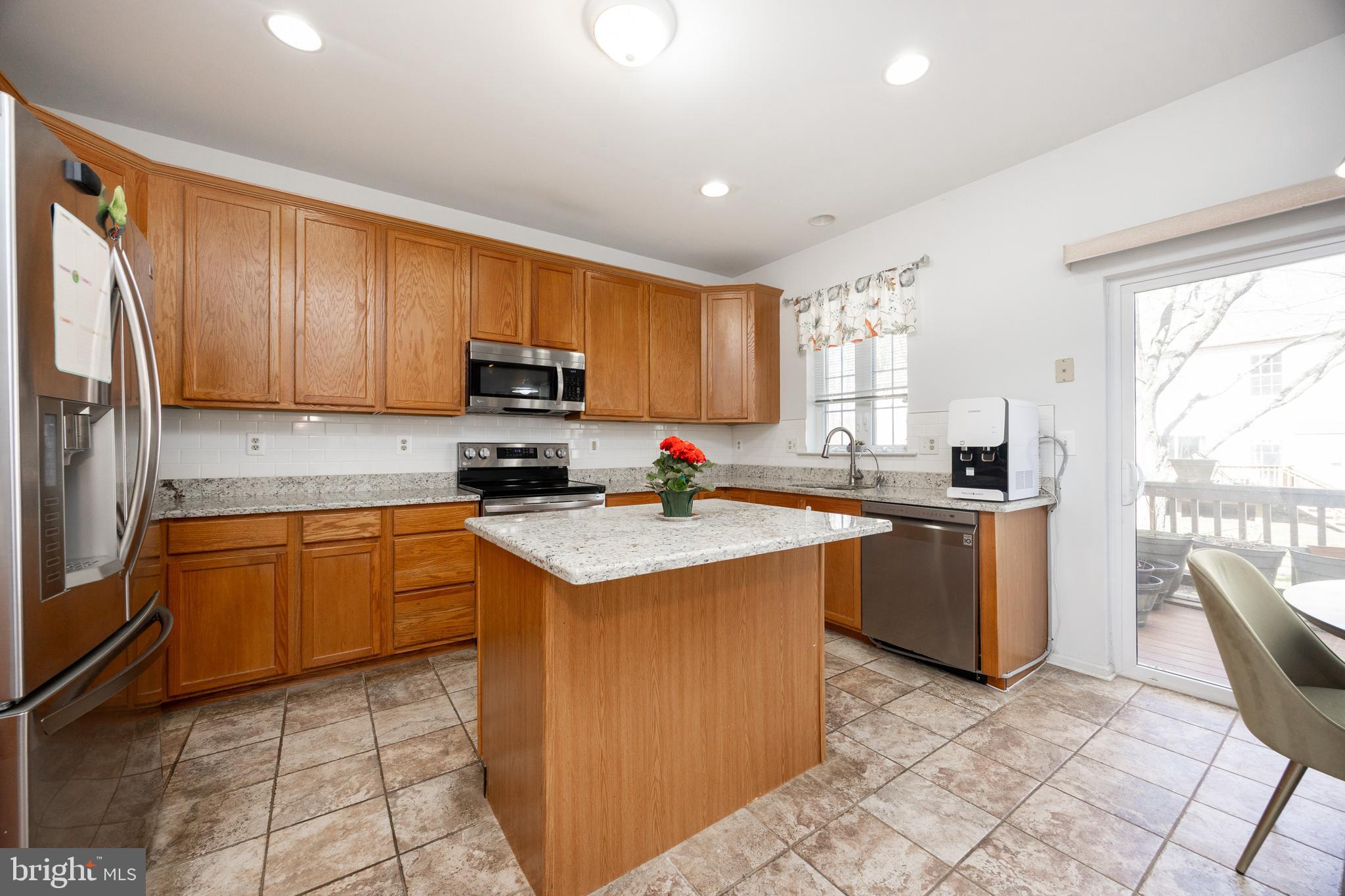 HAMPTON GREEN - Residential