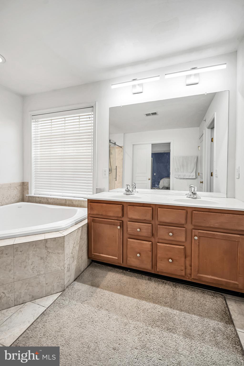 BRIDGE VALLEY AT FUR - Residential