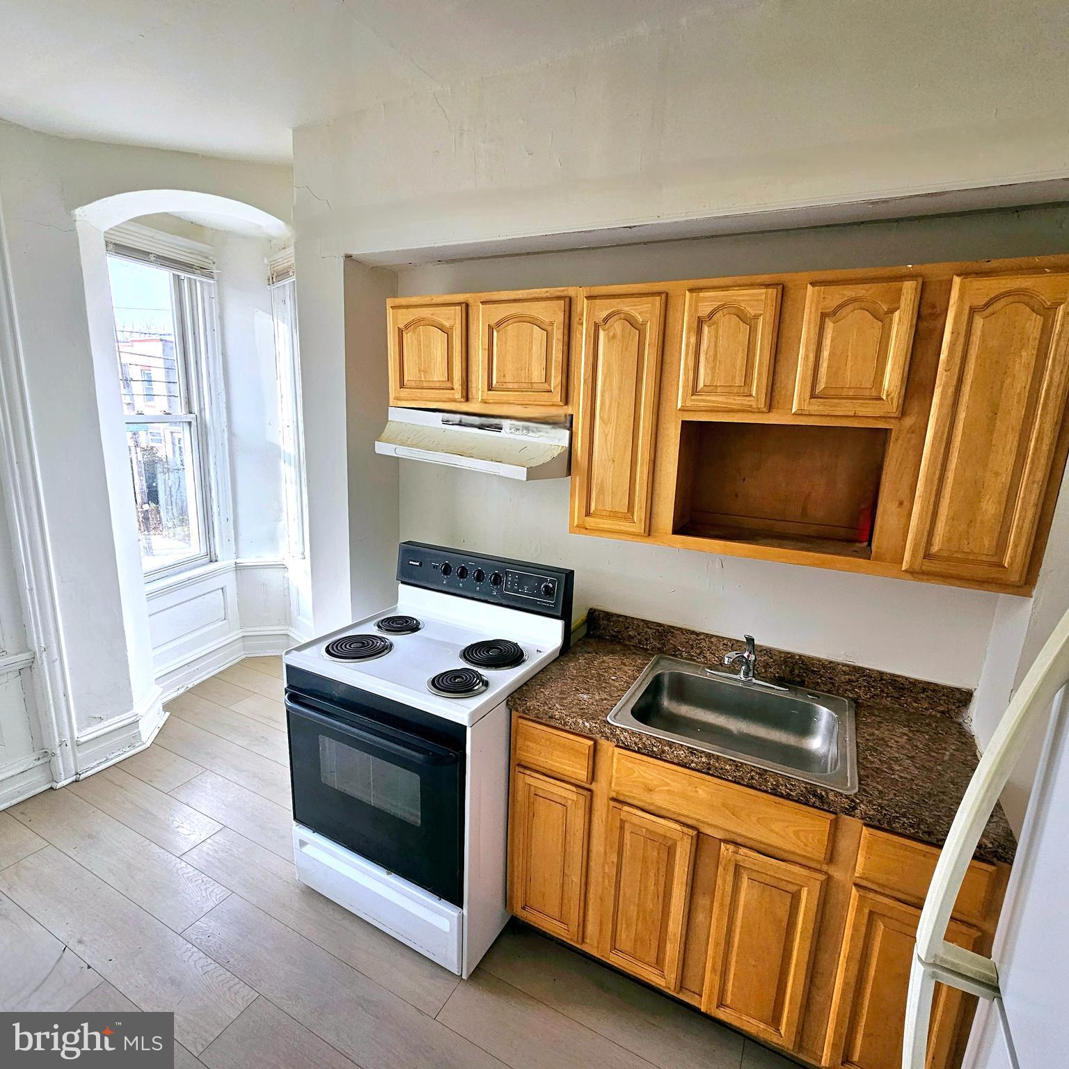 BELMONT - Commercial Sale