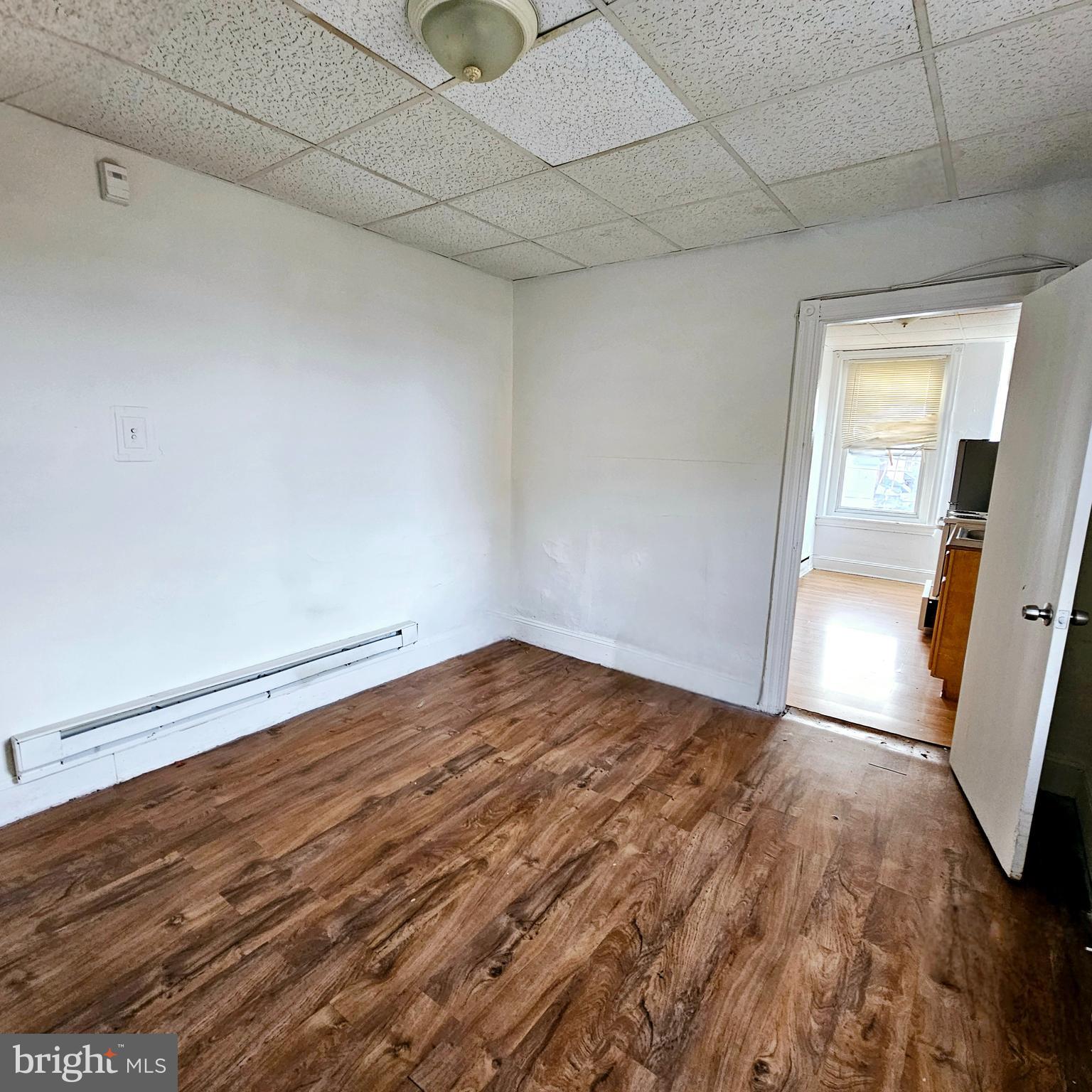 BELMONT - Commercial Sale