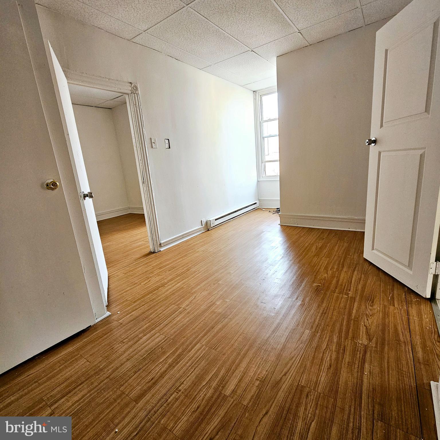 BELMONT - Commercial Sale