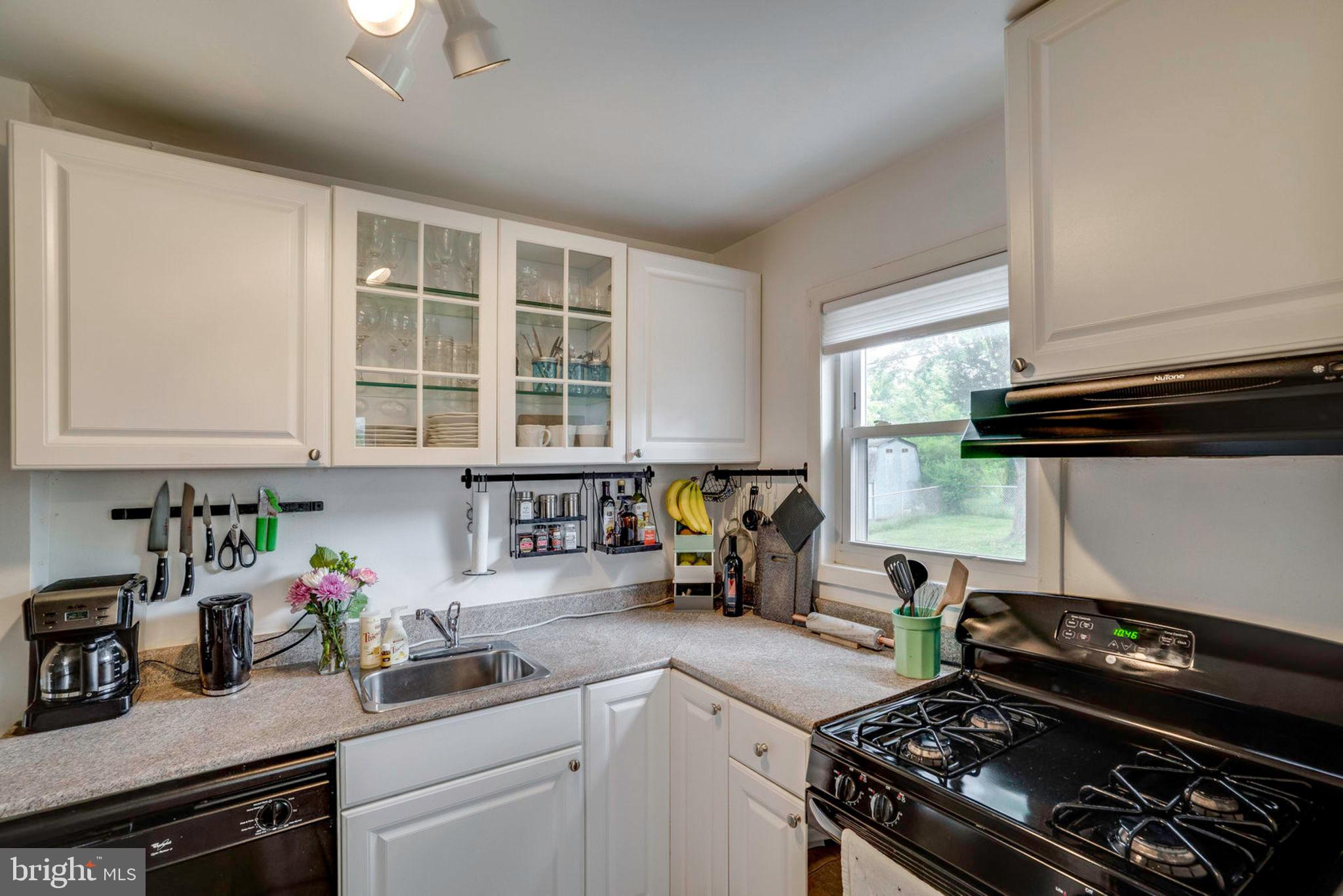 BEACON MANOR - Residential