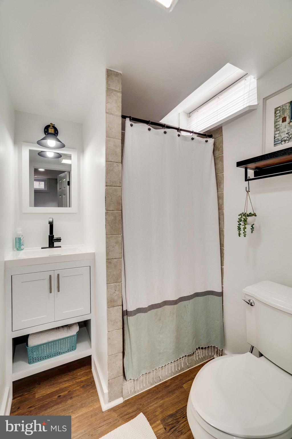 BEACON MANOR - Residential