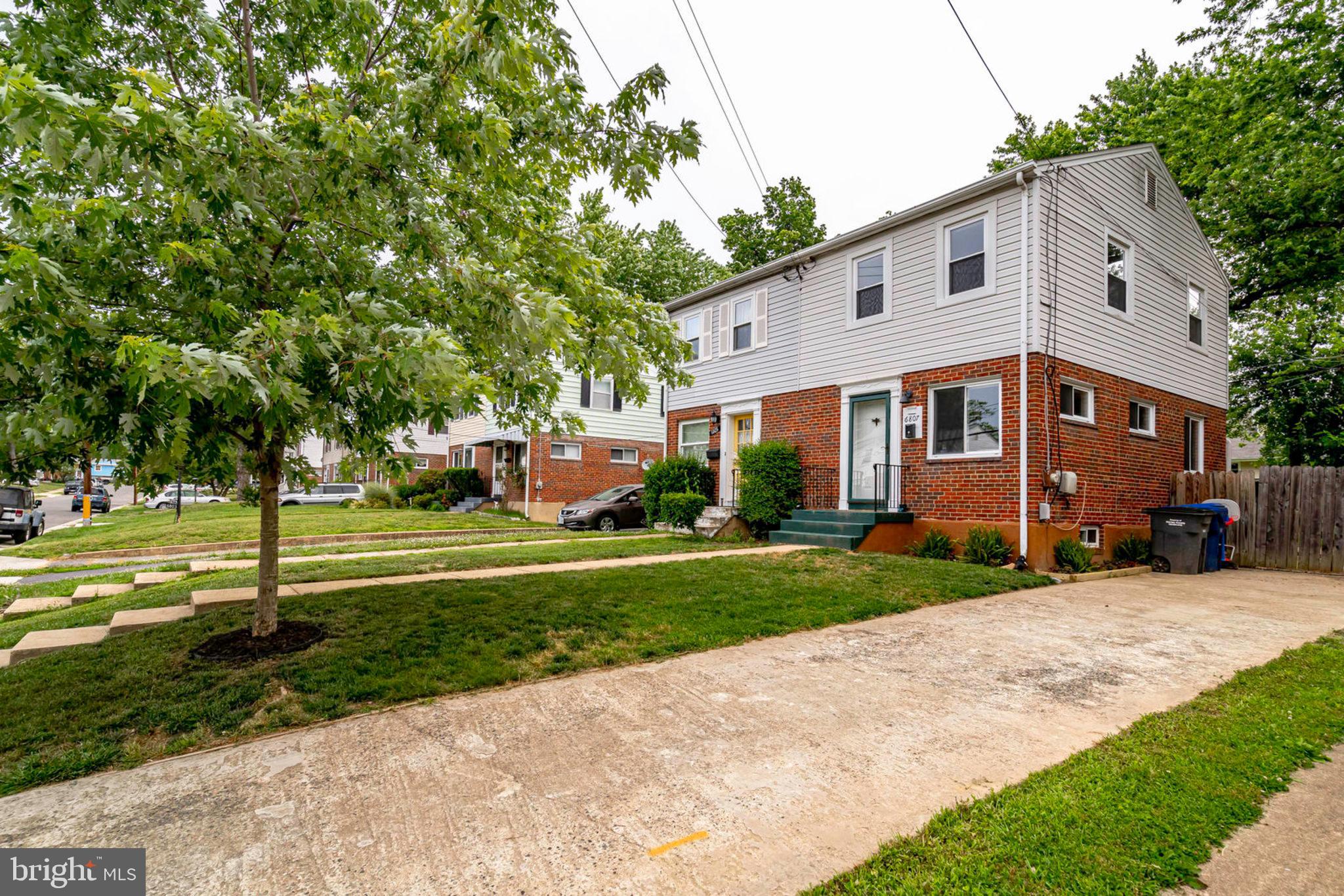 BEACON MANOR - Residential