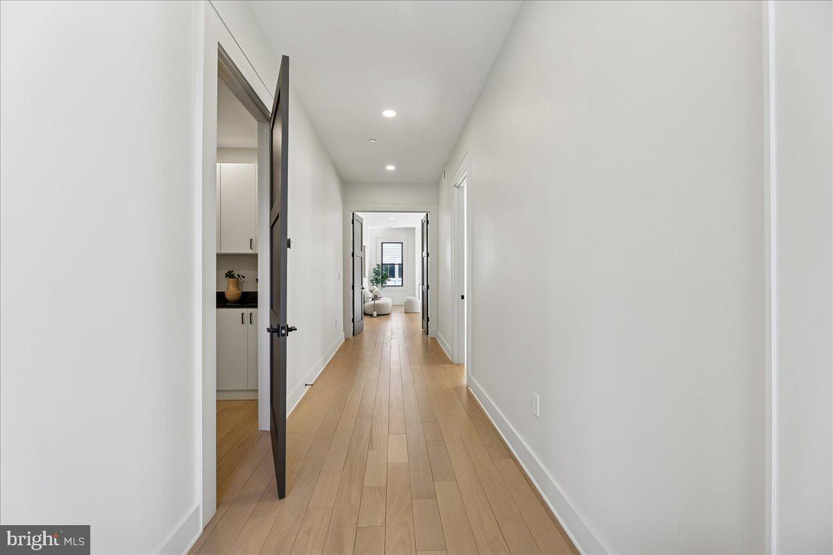 AMERICAN UNIVERSITY PARK - Residential