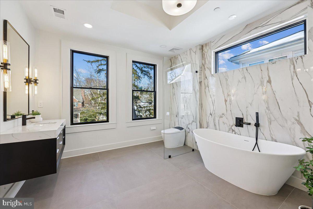 AMERICAN UNIVERSITY PARK - Residential