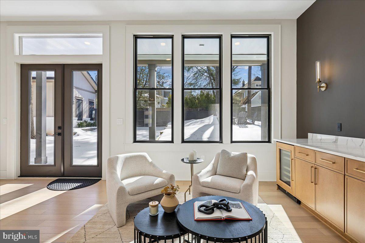 AMERICAN UNIVERSITY PARK - Residential