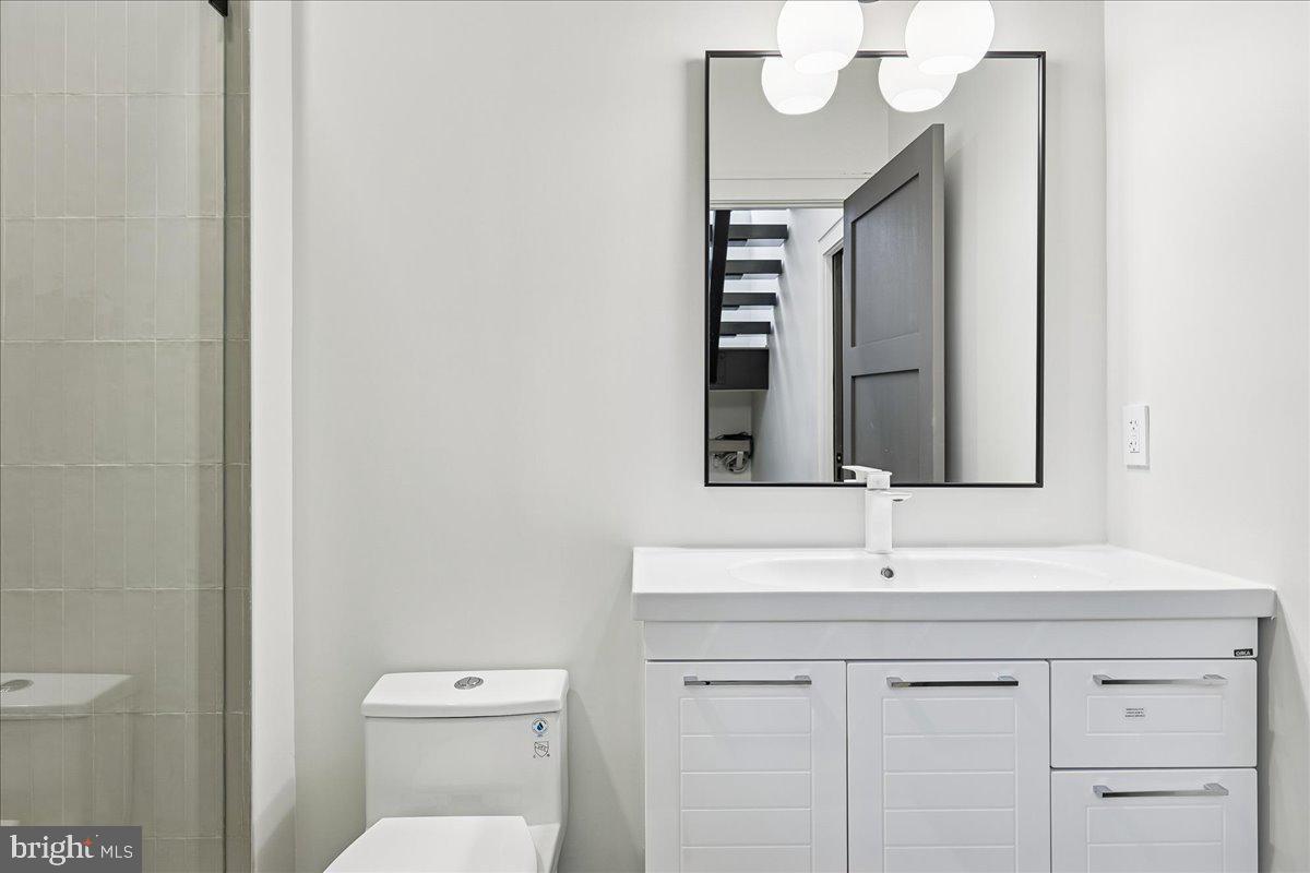 AMERICAN UNIVERSITY PARK - Residential