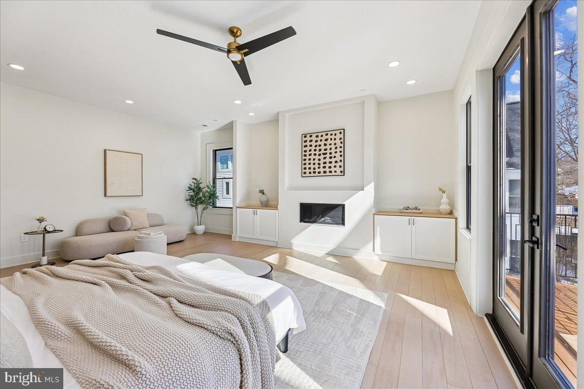 AMERICAN UNIVERSITY PARK - Residential