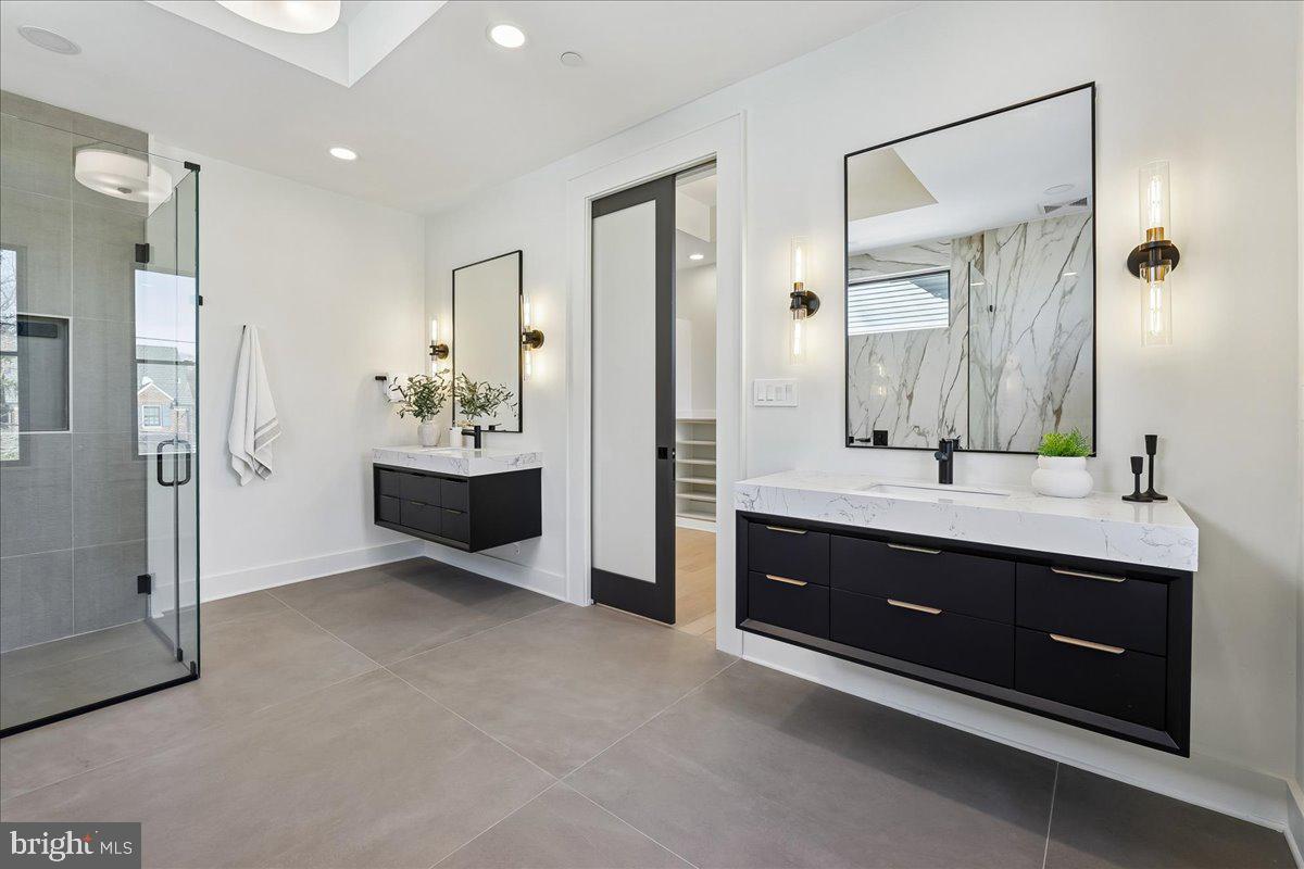 AMERICAN UNIVERSITY PARK - Residential