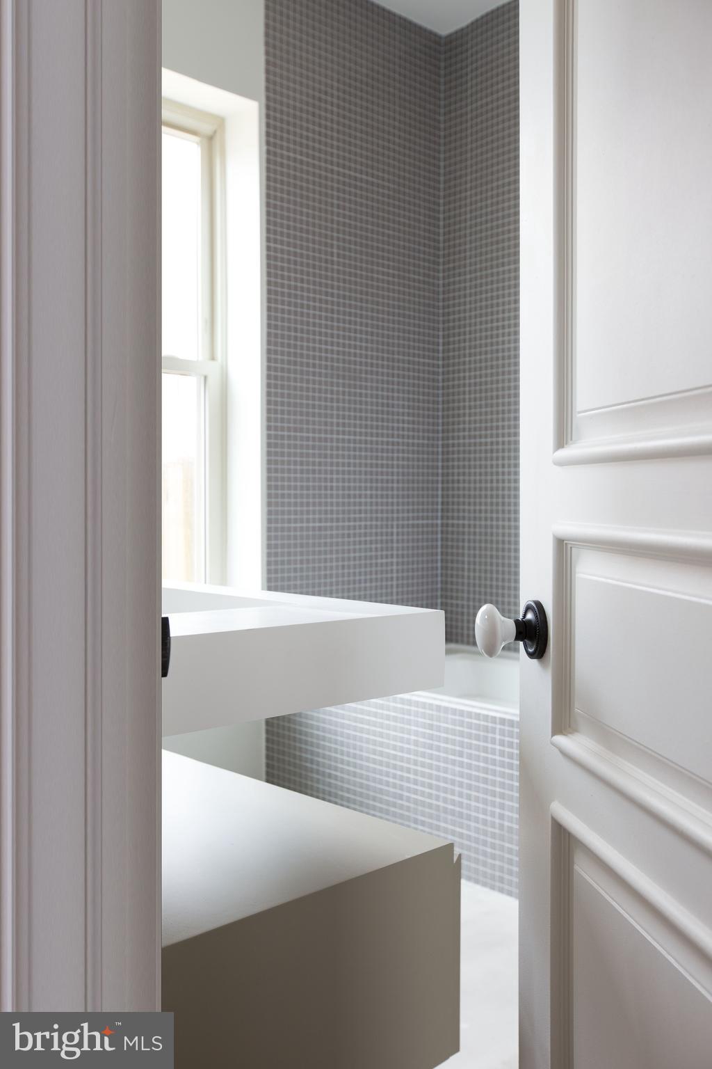 NORTHERN LIBERTIES - Residential Lease