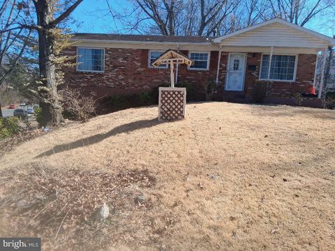 Homes For Sale - 14810 Edgewater Drive<br/> Prince William County, WOODBRIDGE, VA 22193