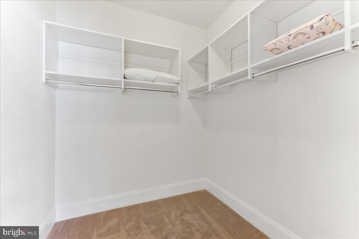 LISETER - Residential