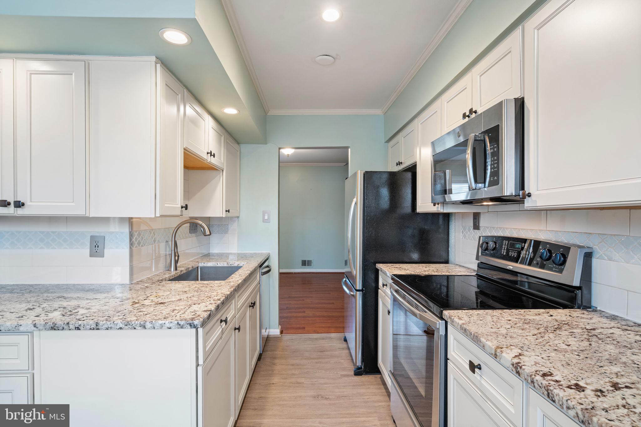 STAFFORDBOROUGH TOWNHOUSES - Residential