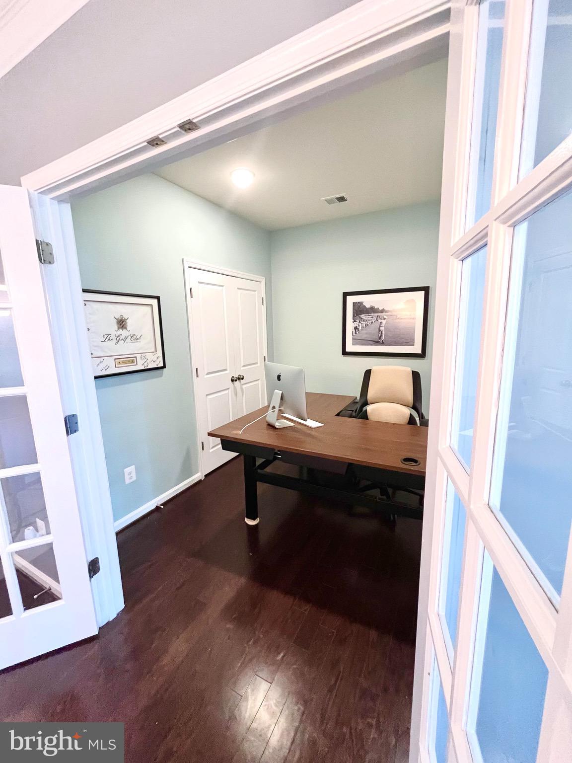 LOFTS AT VILLAGE WALK - Residential