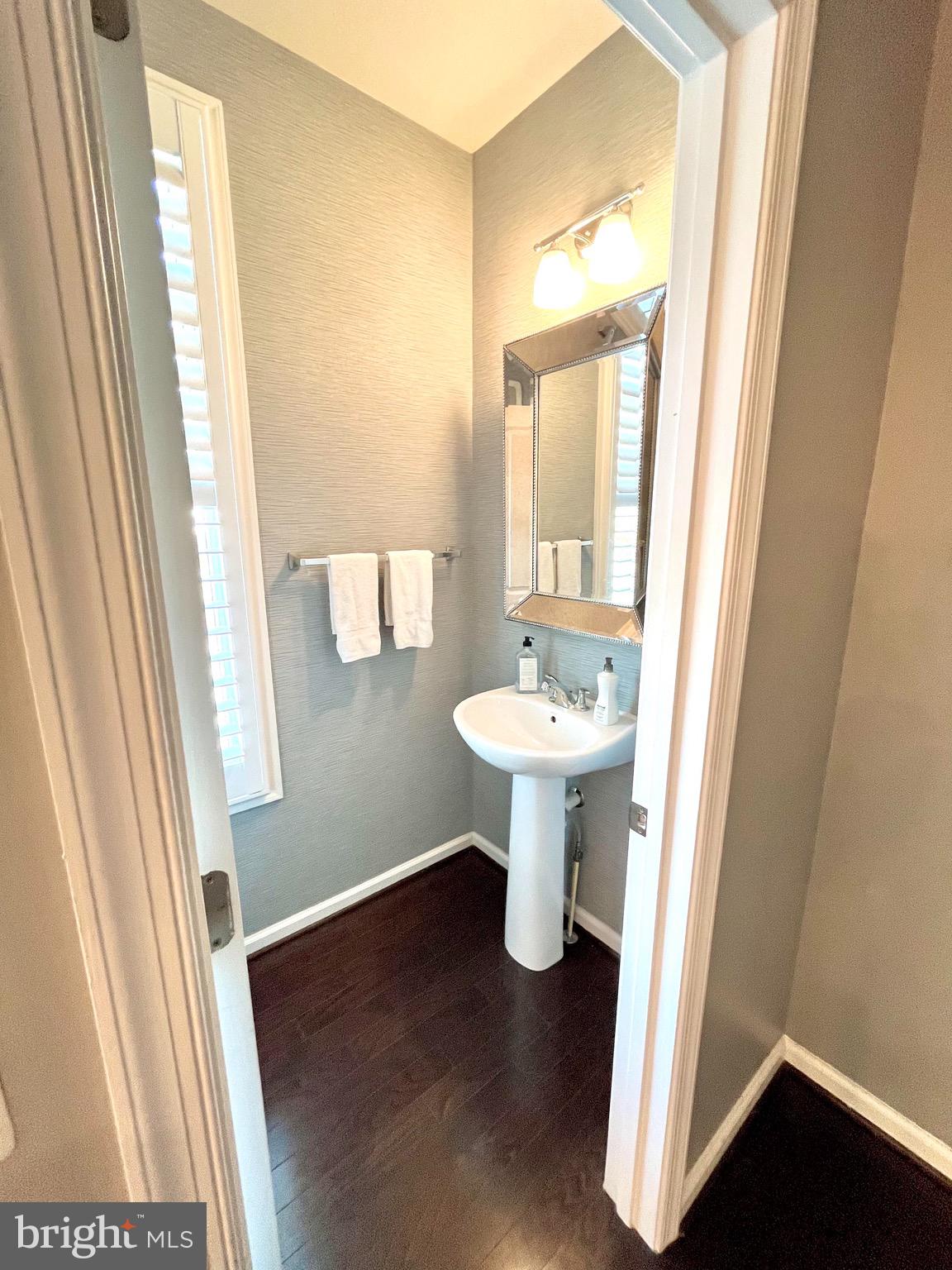 LOFTS AT VILLAGE WALK - Residential