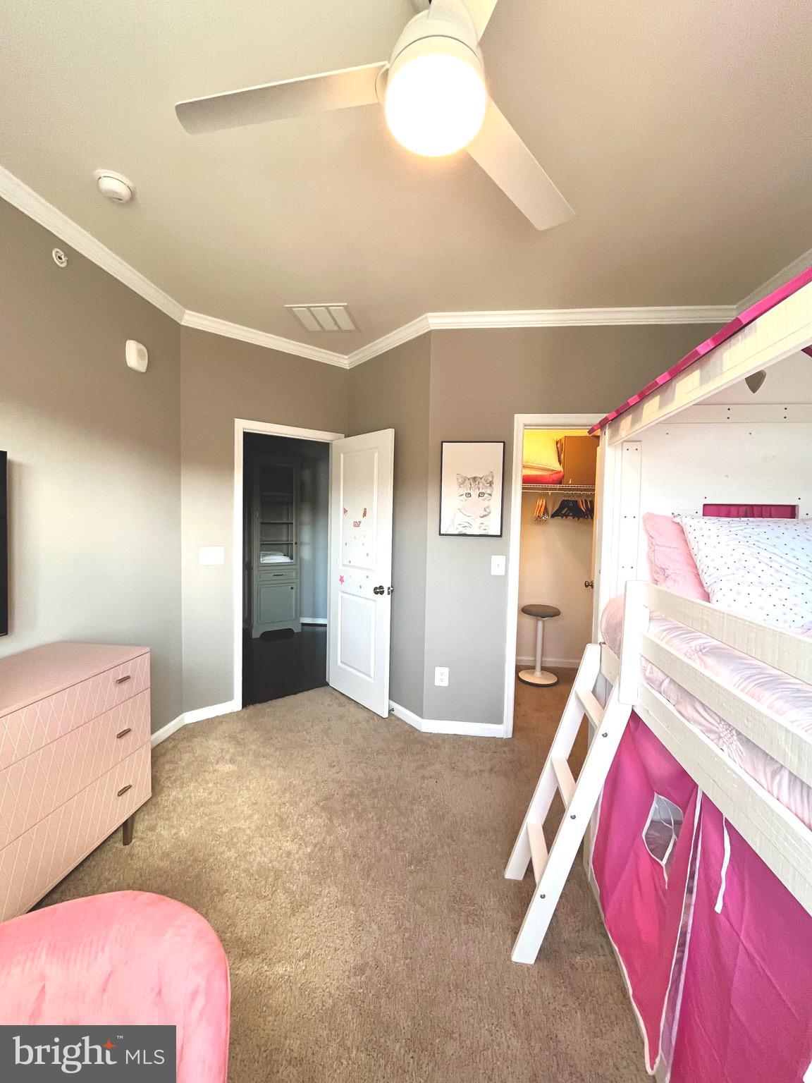 LOFTS AT VILLAGE WALK - Residential