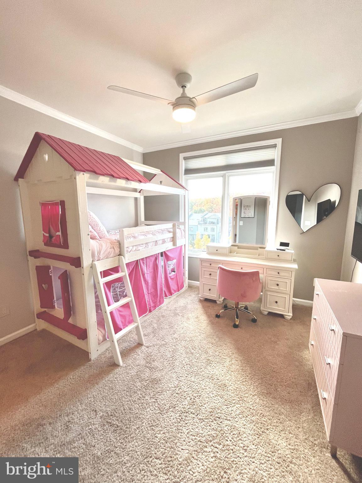 LOFTS AT VILLAGE WALK - Residential